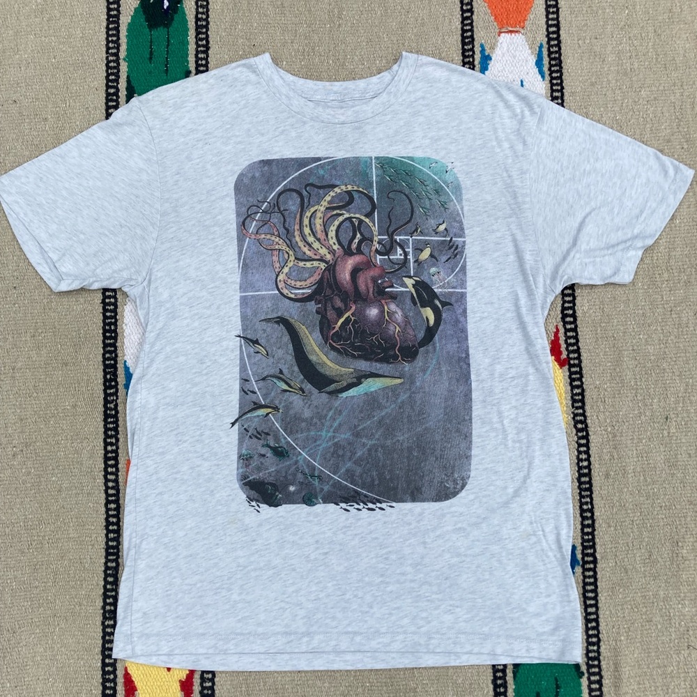Curbside Ocean Life Golden Ratio Shirt Size Medium